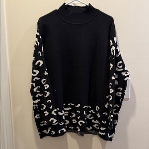 Patrizia Luca Black and Gray Knit Sweater